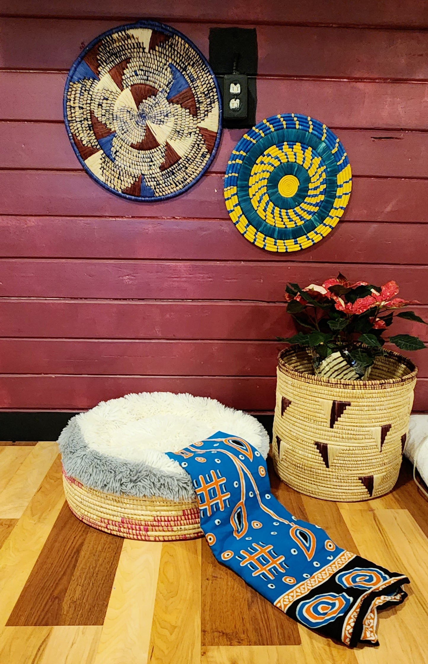 Handmade Ethically-Sourced Pet Bed - Made by African Artisans