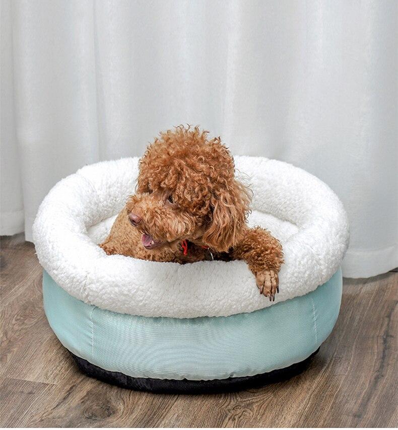 Soft Winter Warm Bed for Dogs and Cats