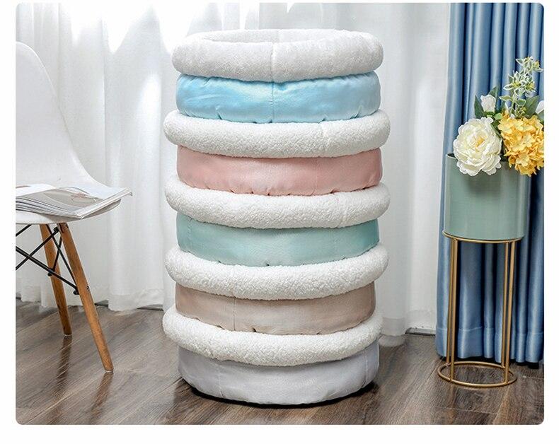 Soft Winter Warm Bed for Dogs and Cats