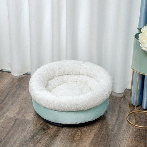 Soft Winter Warm Bed for Dogs and Cats